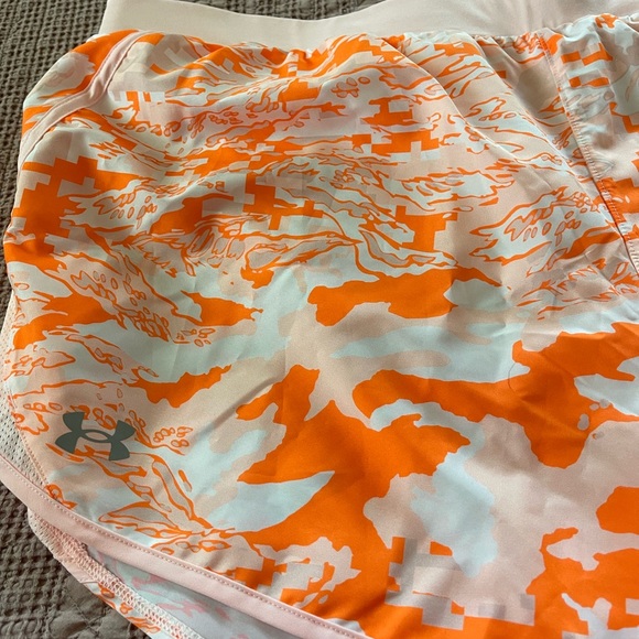 NWT under armor plus size shorts - Picture 4 of 5